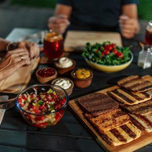 Junto al INTI, esta startup desarrolló alimentos a base de plantas