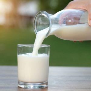 Mastellone Hnos. invita a compartir un vaso leche con los que más lo necesitan
