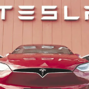 Tesla busca empleados en Argentina y ofrece sueldos muy altos en dólares
