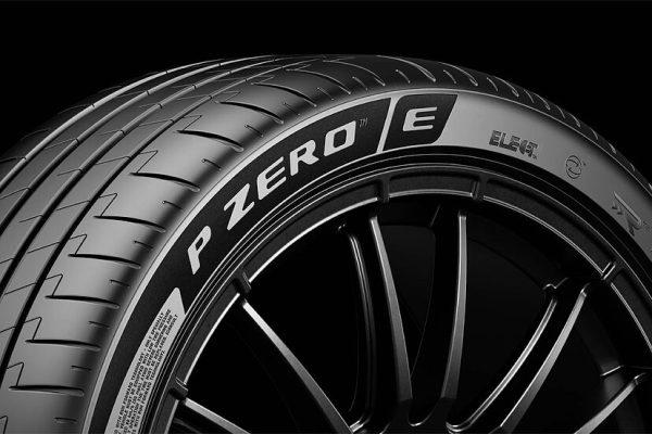 Pirelli presenta el “P Zero E”, el nuevo neumático deportivo y sostenible hecho con materiales reciclados