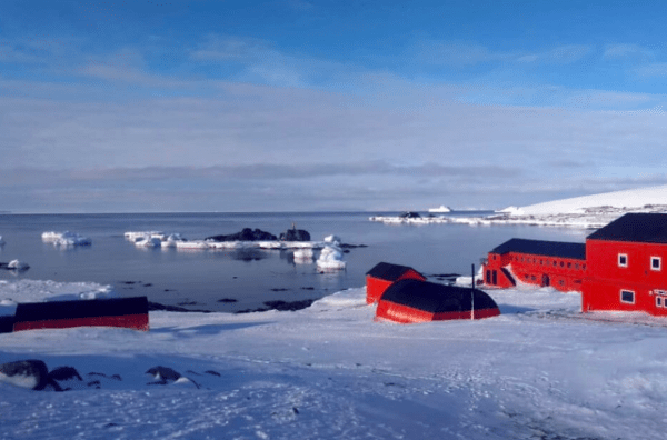 El Instituto Antártico Argentino dio su versión sobre el desprendimiento del tamaño de Argentina