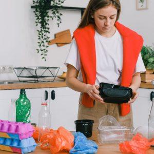 Cómo disminuir la huella ecológica del plástico en la cocina con alternativas sostenibles