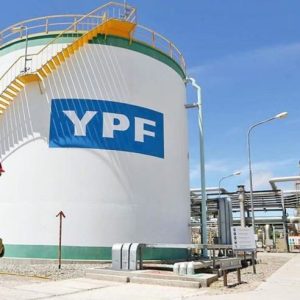 Transición energética: CAF otorgó un préstamo por u$s 375 millones a YPF