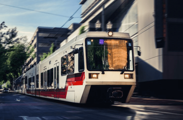 La UBA propuso un tranvía como alternativa a la Línea F del subte