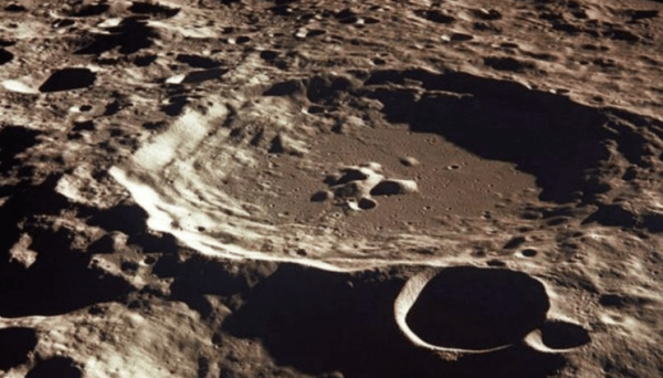 Científicos chinos descubrieron estructuras ocultas en el lado oscuro de la Luna