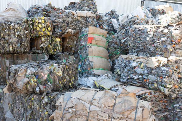 Una importante recicladora de plástico del país obtuvo una certificación clave: de qué se trata