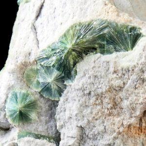 Científicos chinos descubren un mineral estratégico para transformar la industria de baterías