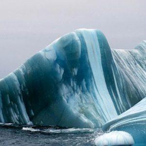 Cómo lograron recrear el hielo negro, el material cristalino y ultracaliente