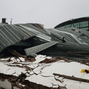 Cómo se denomina a la tormenta ocurrida el domingo y en qué infirió el cambio climático
