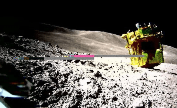 En imágenes: así fue la inusual llegada de Japón a la Luna