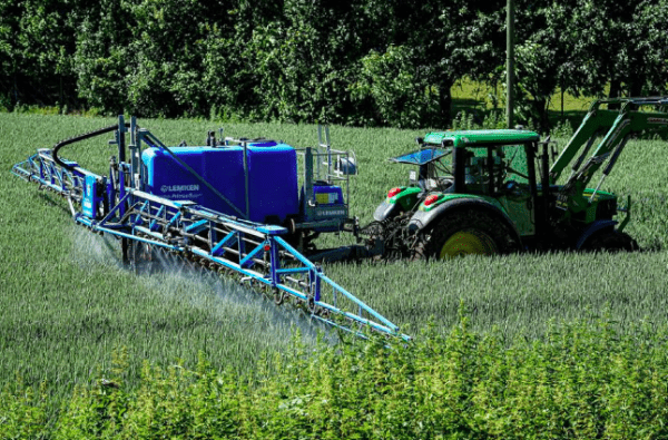 Tras perder juicio por herbicidas con efectos cancerígenos, las acciones de Bayer cayeron un 5%