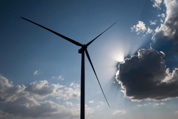 Un país sudamericano alcanzó el 100% de la generación eléctrica renovable
