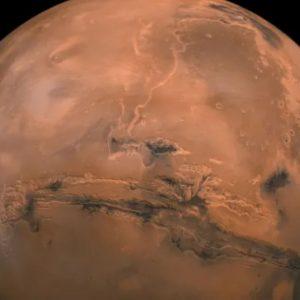 El misterioso fenómeno que estaría provocando Marte en los océanos de la Tierra