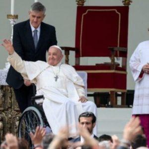 El papa Francisco habló sobre el cambio climático y advirtió que una ciudad podría desaparecer