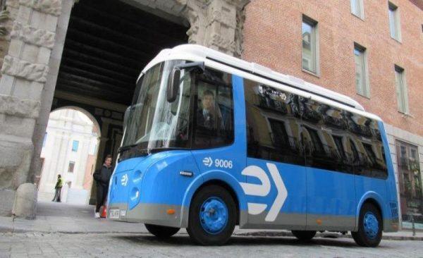 Con minibuses eléctricos: así Jorge Macri propone unir Parque Lezama con Retiro, ¿cuánto salen?