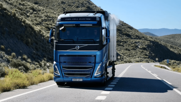 La ambiciosa apuesta de Volvo Trucks para descarbonizar el transporte pesado