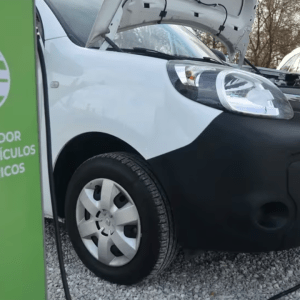 Cómo patentar un auto híbrido o eléctrico en Argentina y cuánto sale