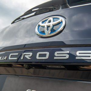 Toyota renovó el Corolla Cross SUV: cuánto sale el auto eléctrico más vendido en Argentina