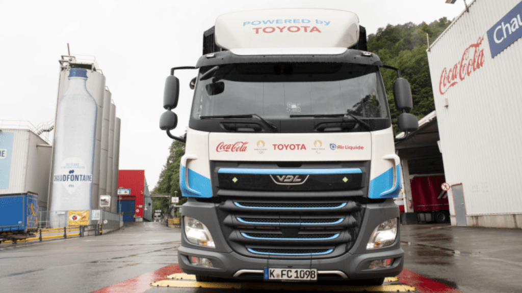 Cómo es el nuevo camión a base de hidrógeno que Toyota hizo con Coca-Cola