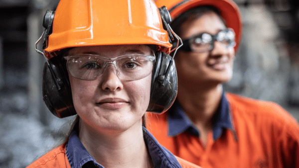 Así una importante multinacional suiza promueve el desarrollo de la mujer en la industria minera