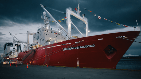 Así es el primer barco pesquero híbrido de Argentina