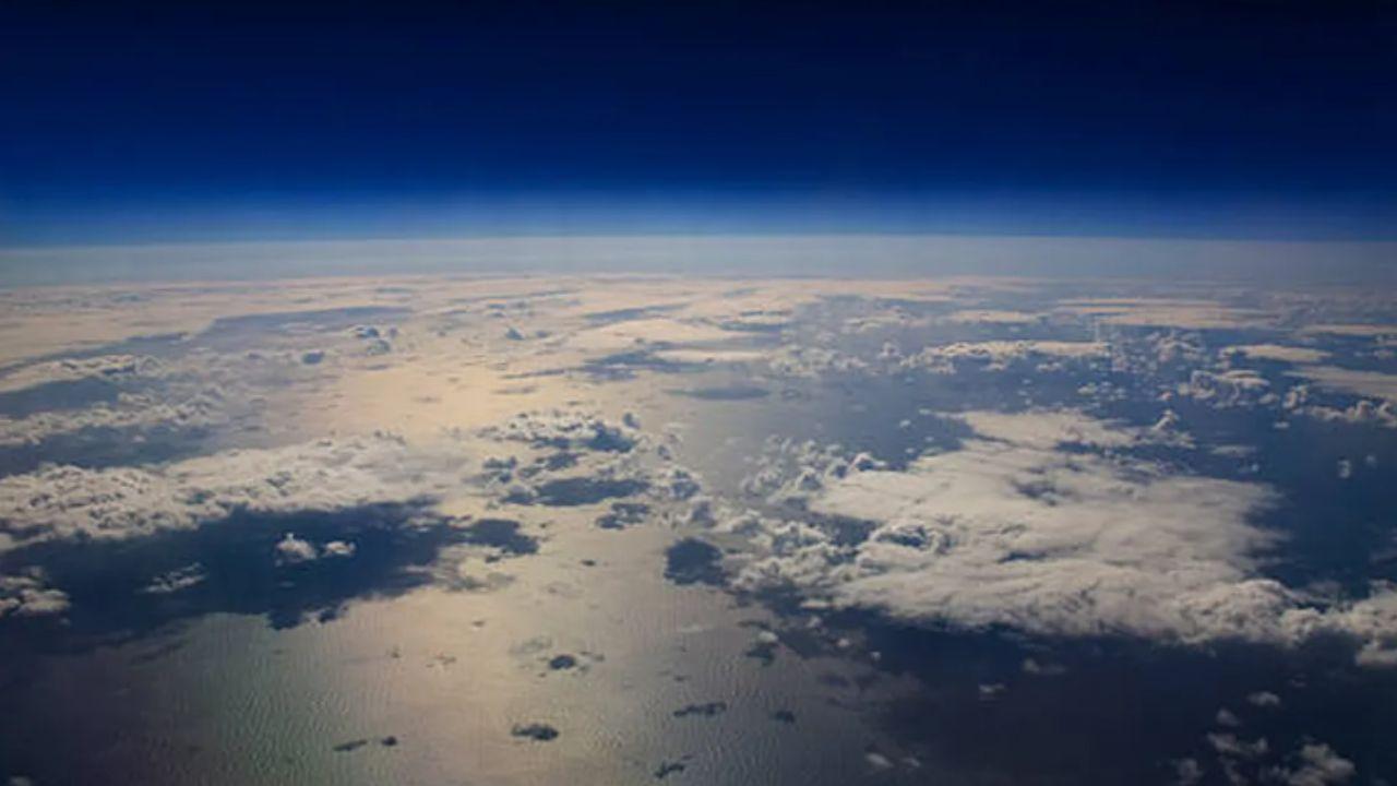 Científicos confirman la existencia de una segunda Luna en la Tierra