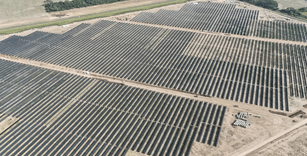 Ponen en marcha un parque solar en Chaco: ¿Cuántos hogares abastecerá?