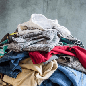 Entró en vigencia la obligación de reciclar ropa en la Unión Europea