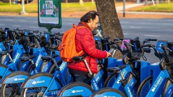 Bicicletas en Buenos Aires 2025: cuánto cuesta Ecobici, cómo registrarse y cuáles son las ciclovías disponibles