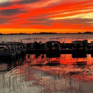 Ni Lobos ni Alejandro Korn: el hermoso pueblo que ofrece una laguna en una experiencia increíble
