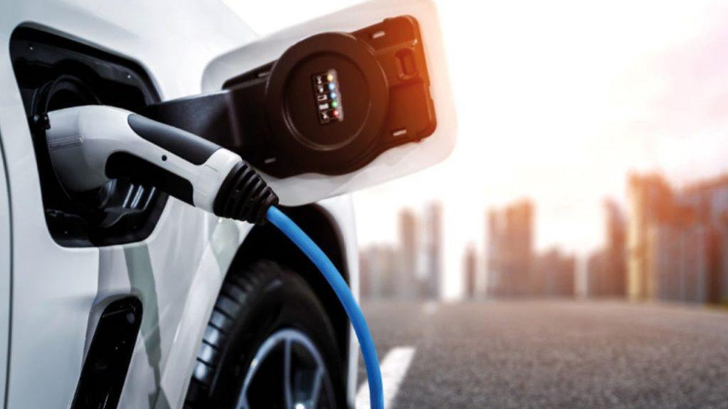 Una reconocida empresa instalará plataformas de cargas ultrarrápidas de autos eléctricos
