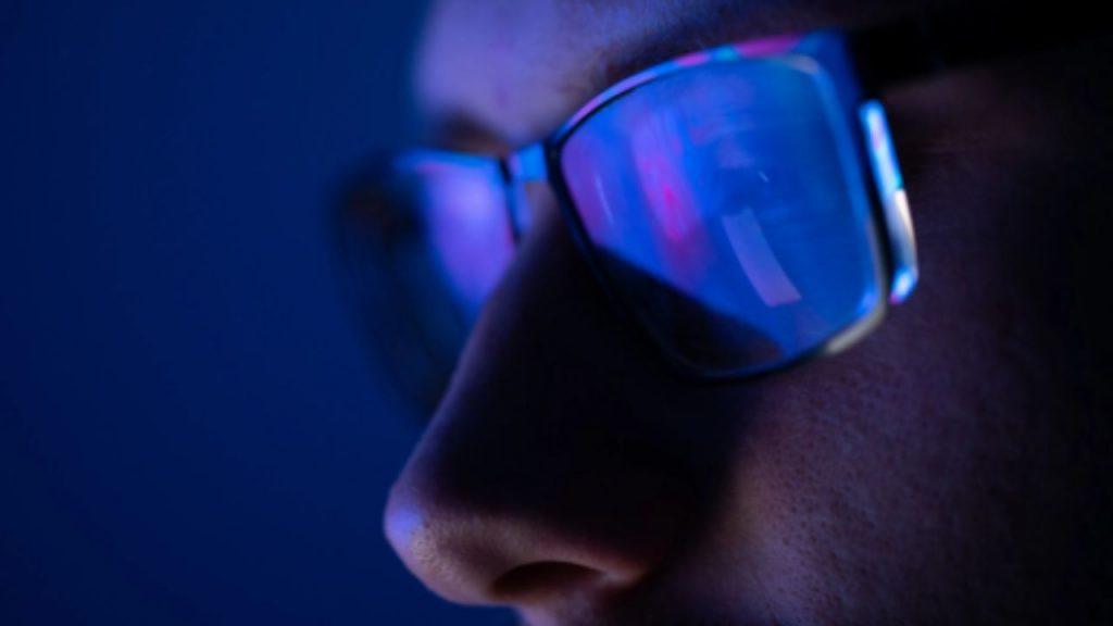 Descubrieron un color nuevo que solo cinco personas en el mundo lograron verlo