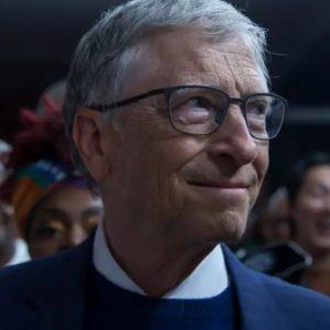 Bill Gates asegura que la Inteligencia Artificial hará que las personas solo trabajen dos días