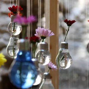 Si guardás focos viejos, tenés un tesoro en casa: ideas para reciclarlos y darles una segunda vida