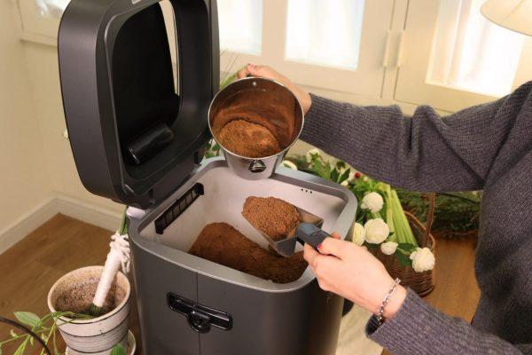 La máquina silenciosa que convierte residuos en compost en menos de 24 horas: ya se vende en Argentina