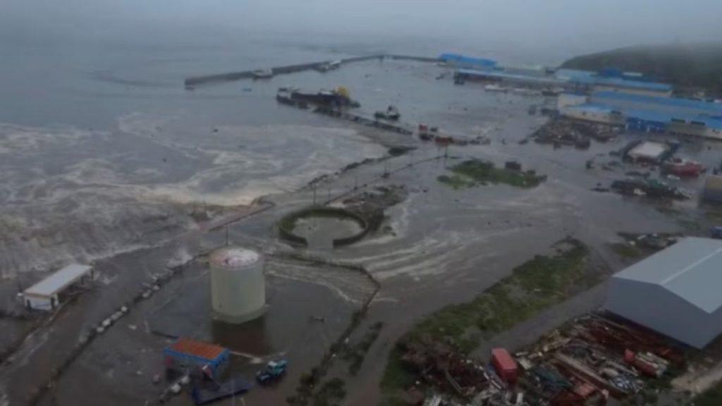 Chile considera evacuar su costa tras alerta de tsunami activada por sismo en Rusia