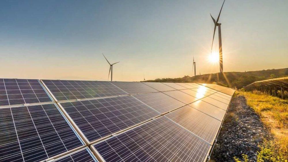 Avanza en el Congreso un plan "mini RIGI" para proyectos de energías renovables con menos intervención estatal