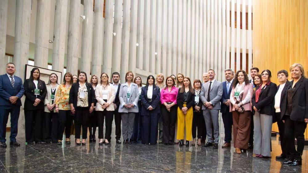 Parlamento del Clima: 18 provincias se unen para blindar los Acuerdos de París