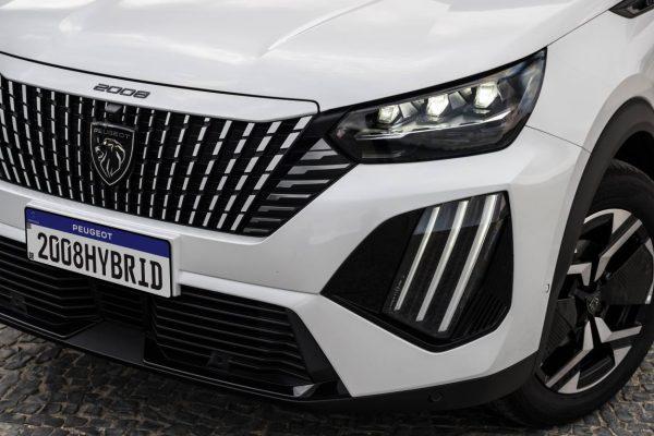 Stellantis comenzó a producir dos modelos insignia con tecnología híbrida en Argentina
