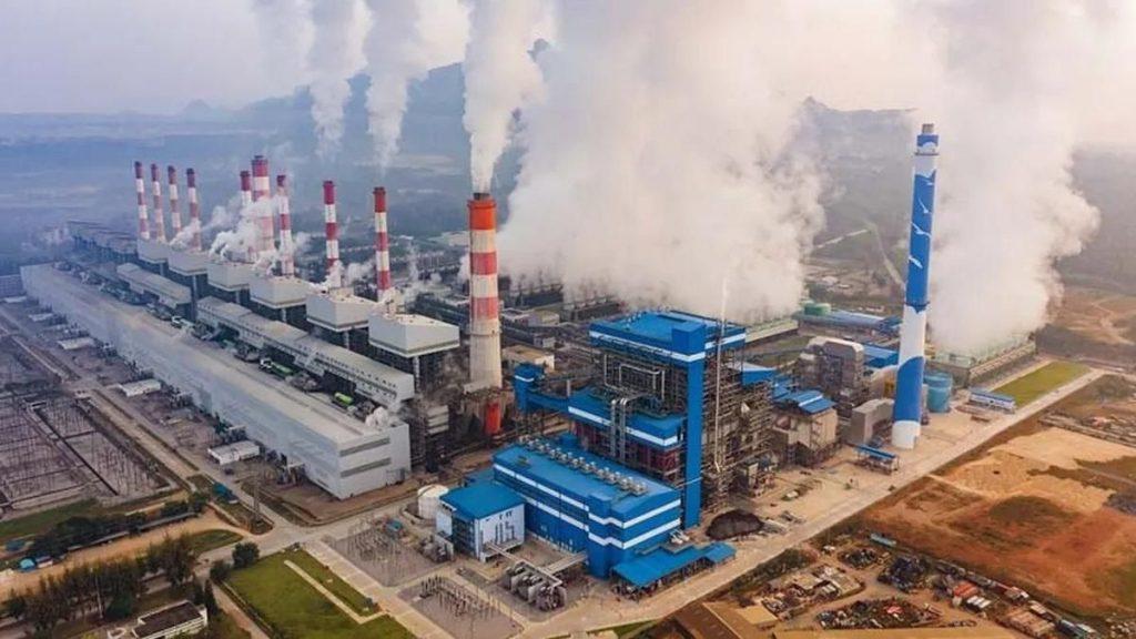 El país que más emite del mundo redujo un 98% los días con contaminación extrema del aire El país que más emite del mundo redujo un 98% los días con contaminación extrema del aire