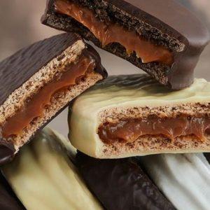 El alfajor más famoso de Argentina cambió de color y sorprendió a todos