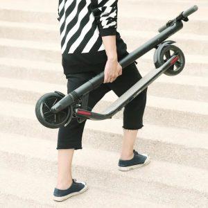 ¿Chau SUBE? Por qué cada vez más argentinos se pasan a los monopatines eléctricos