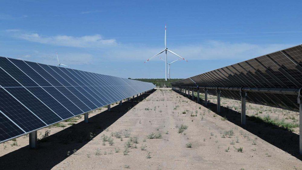 Las empresas PCR y ArcelorMittal Acindar anunciaron hoy la inauguración de un nuevo parque solar de 18 MW