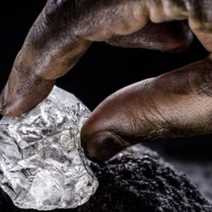 Hallaron el mayor yacimiento de litio bajo un supervolcán que reconfigura el mapa energético