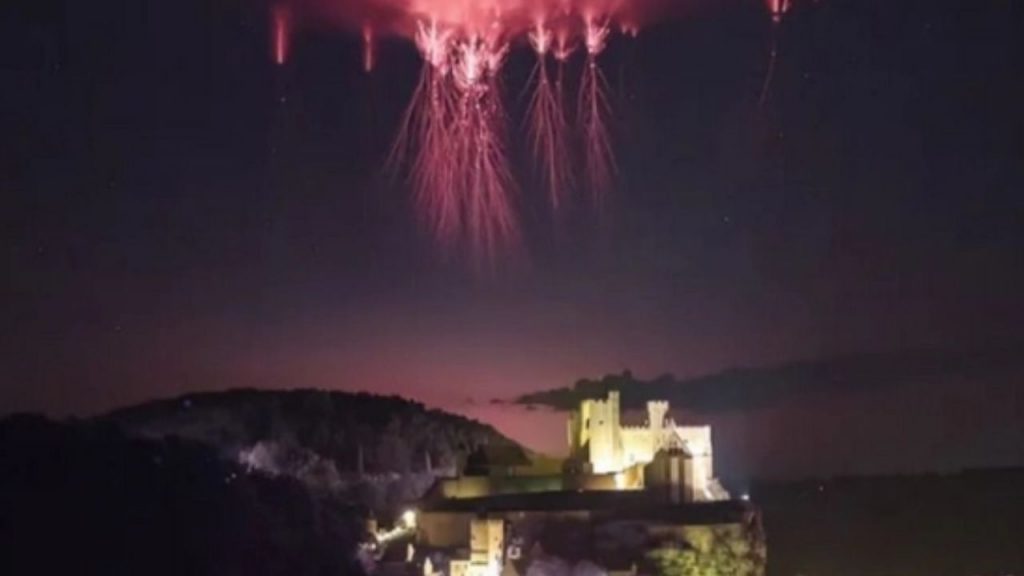 “Duendes rojos”: el fenómeno atmosférico que solo puede captar la NASA y expertos “Duendes rojos”: el fenómeno atmosférico que solo puede captar la NASA y expertos