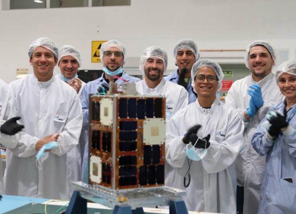 ATENEA rumbo a la Luna: un microsatélite argentino viajará en la misión tripulada Artemis II de la NASA