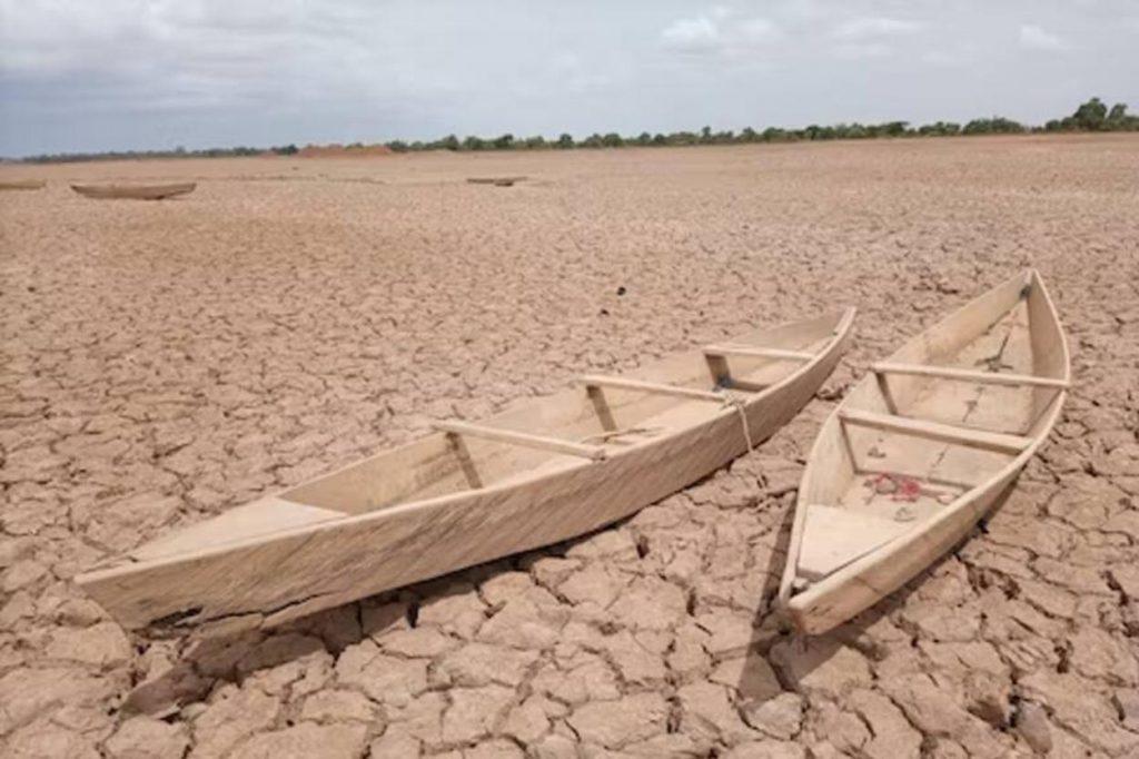 Reapareció tras 130 años: el lago que volvió y destruyó 38.000 hectáreas de campo Reapareció tras 130 años: el lago que volvió y destruyó 38.000 hectáreas de campo