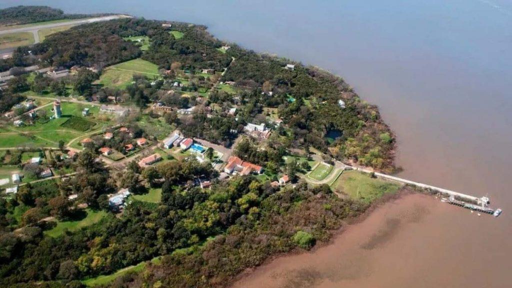 La isla frente al Río de la Plata donde se combinan naturaleza, historia y caminatas La isla frente al Río de la Plata donde se combinan naturaleza, historia y caminatas