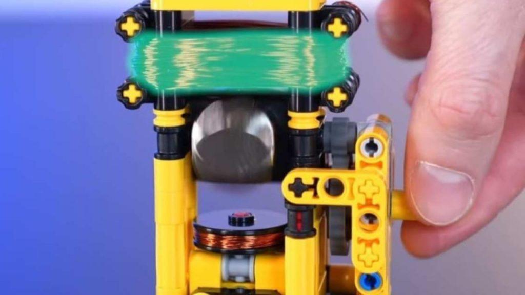 Un youtuber construyó un motor eléctrico con piezas de LEGO Un youtuber construyó un motor eléctrico con piezas de LEGO