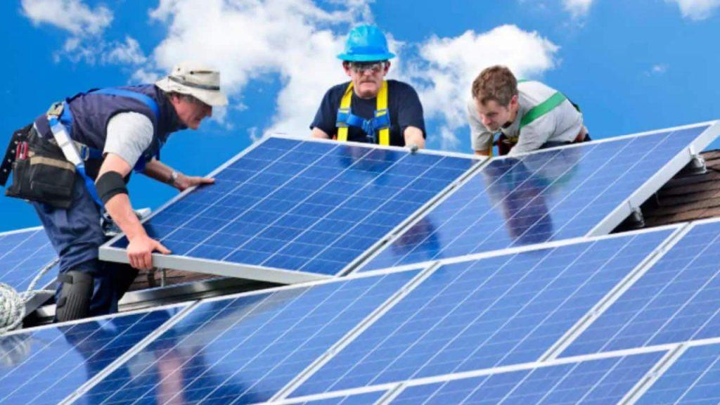 La guerra que «empuja» al sol: el inesperado beneficio colateral para las energías renovables La guerra que «empuja» al sol: el inesperado beneficio colateral para las energías renovables